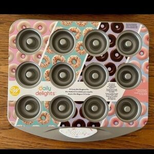 Set of 2 Wilton Non-Stick Donut Pan  12-Cavity